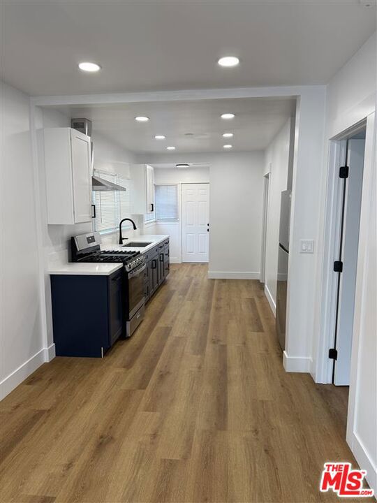 515 E 21st Street Property Photo 5