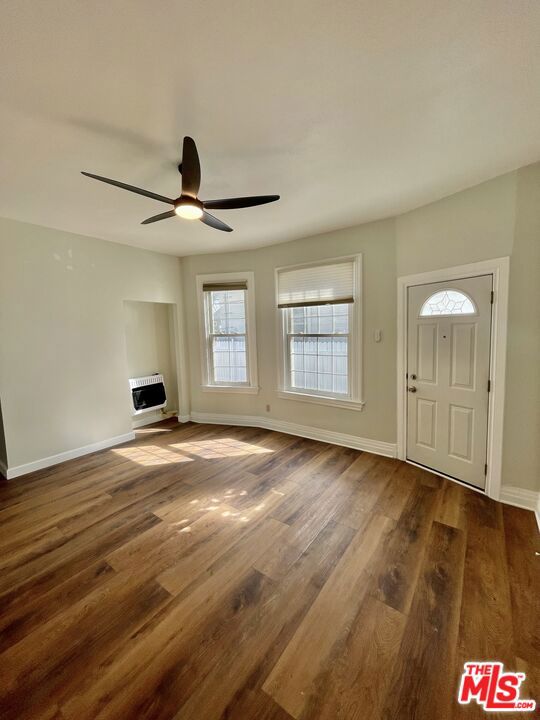 515 E 21st Street Property Photo 9