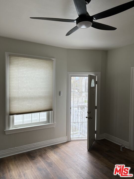 515 E 21st Street Property Photo 15