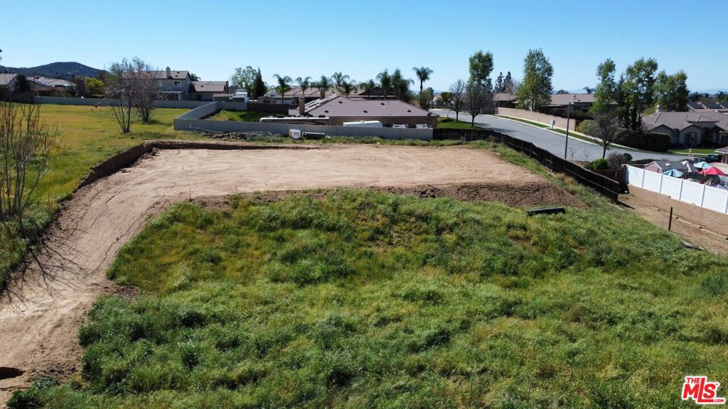 35425 Fir Avenue Property Photo 22
