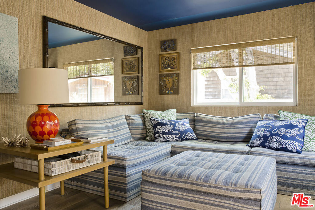 52 Paradise Cove Property Photo 2