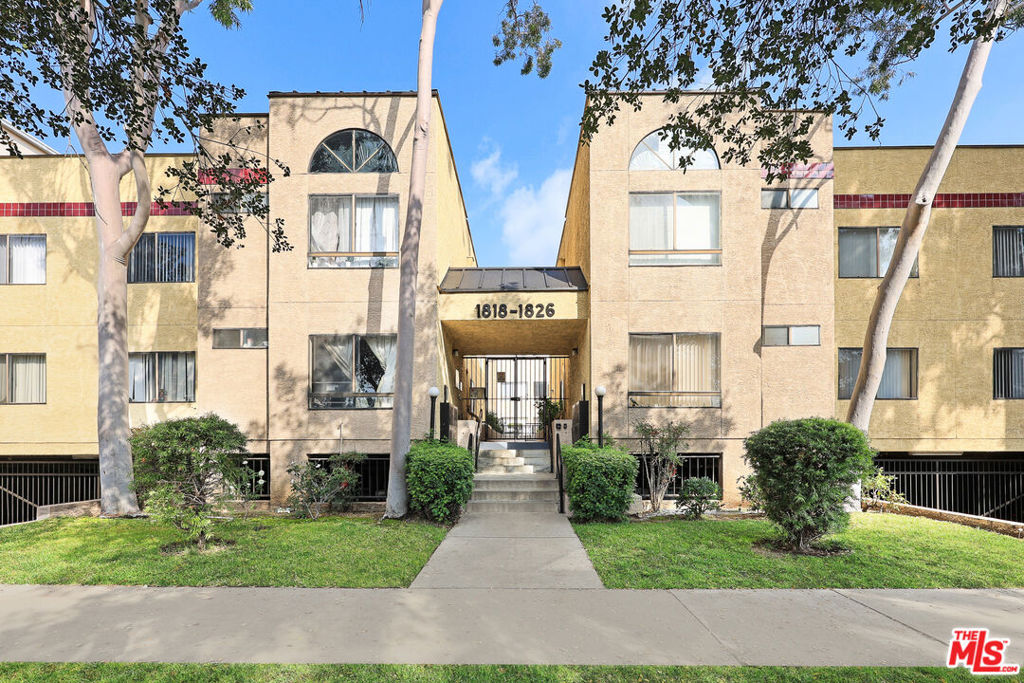 1818 Vassar Street Property Photo 2