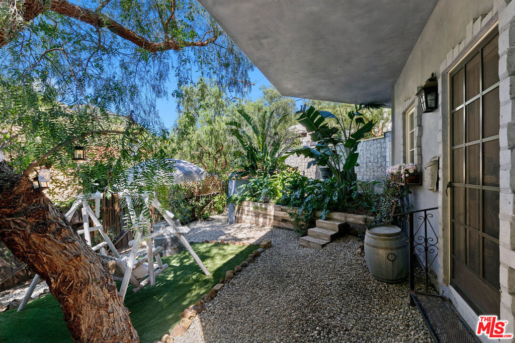 2851 Seabreeze Drive Property Photo 56