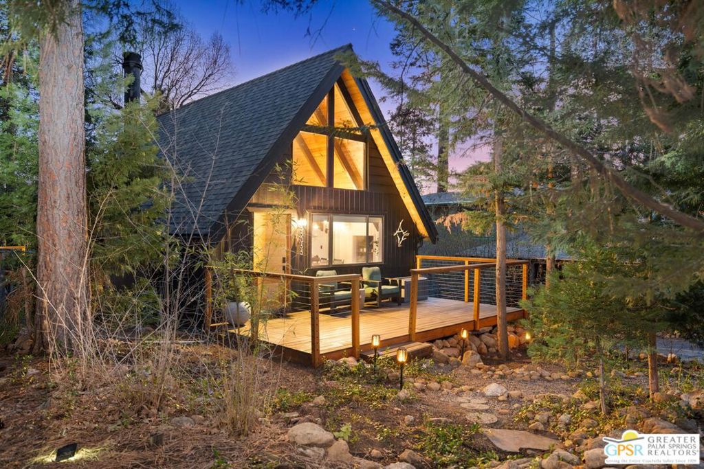 55055 John Muir Road Property Photo 1