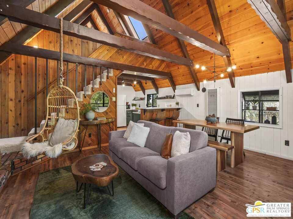 55055 John Muir Road Property Photo 6