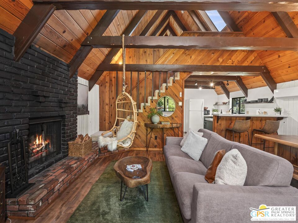 55055 John Muir Road Property Photo 7