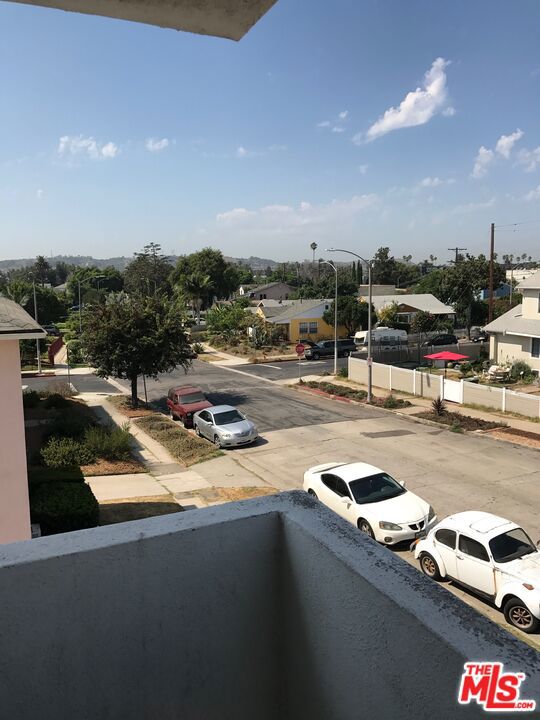 2018 S Longwood Avenue 4 Property Photo 19