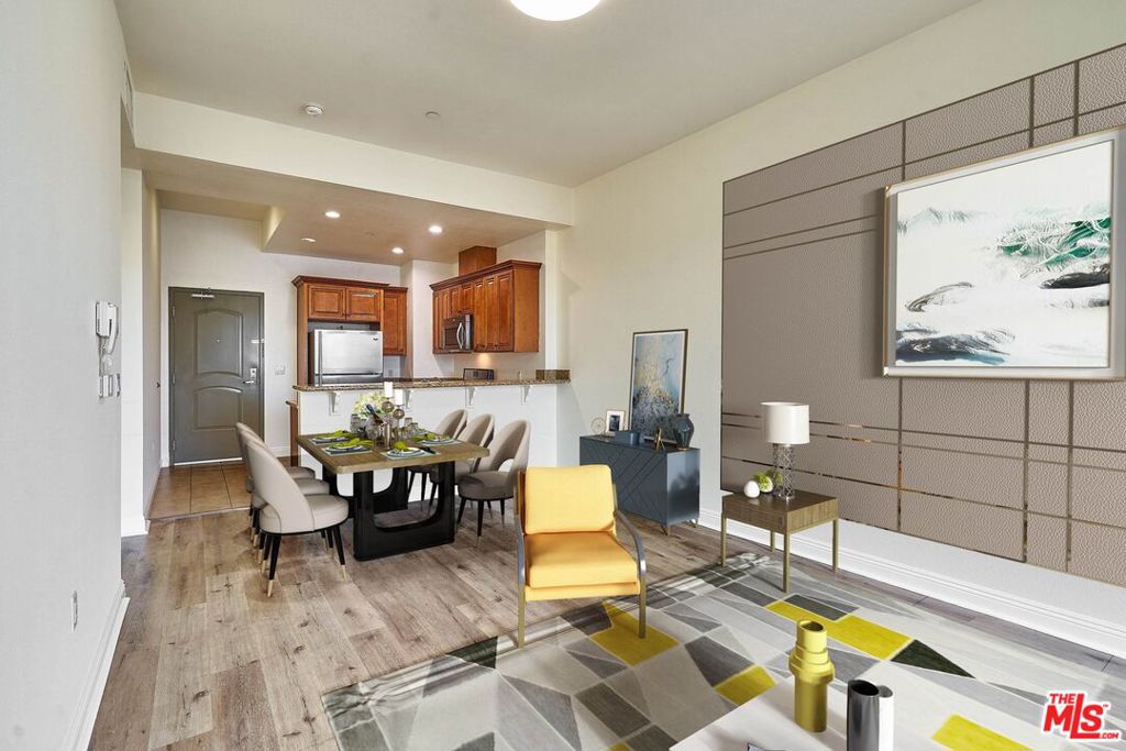 345 S Gramercy Place Ph3 Property Photo 1