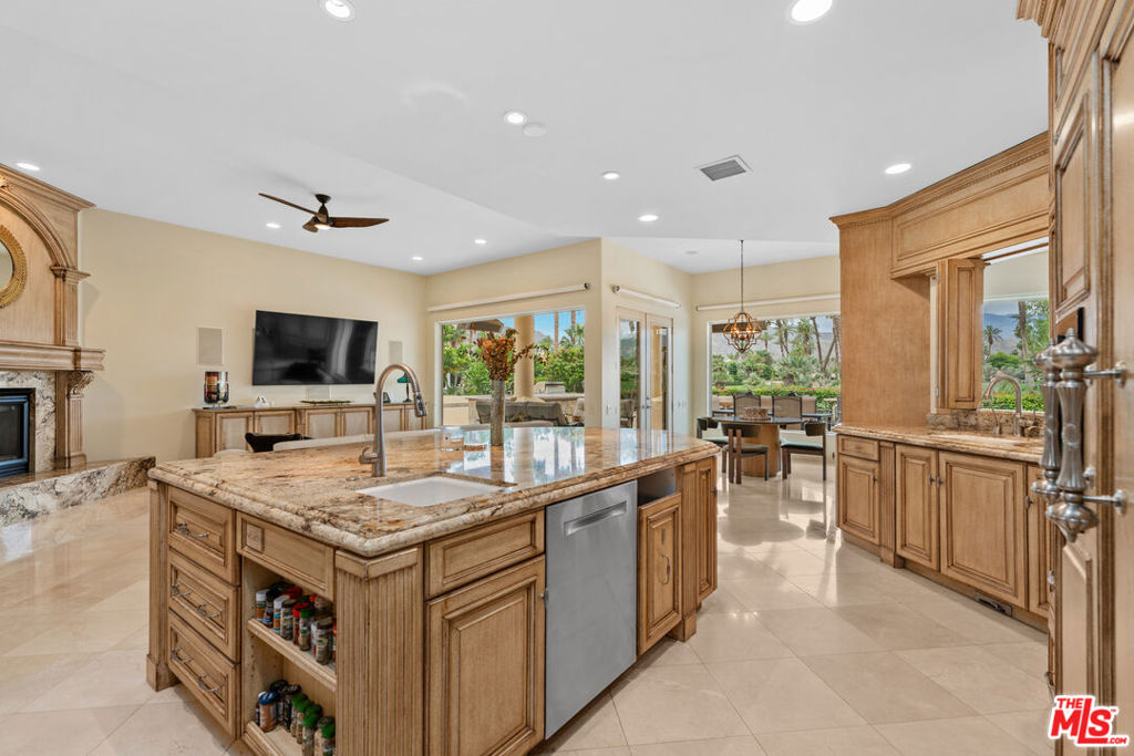 75653 Camino De Paco Property Photo 15