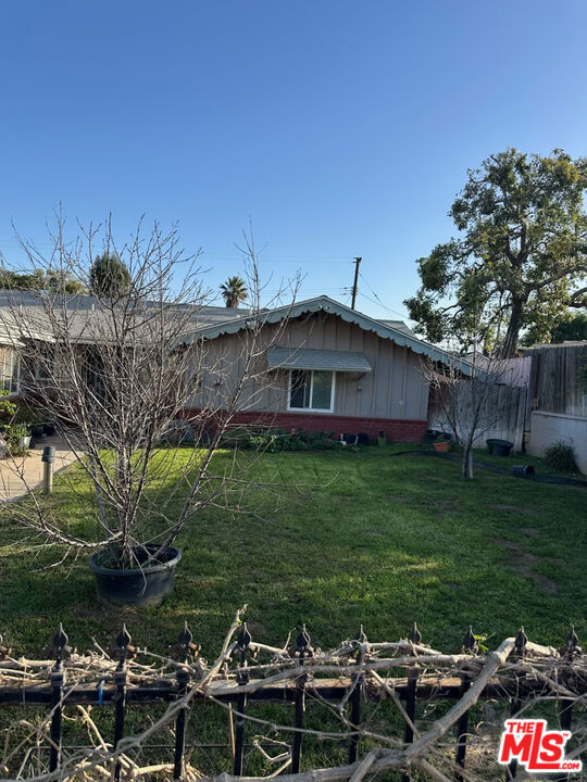 11578 Flower Street Property Photo 1