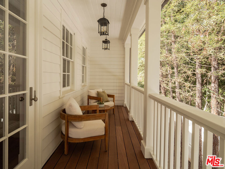 773 Amalfi Drive Property Photo 15