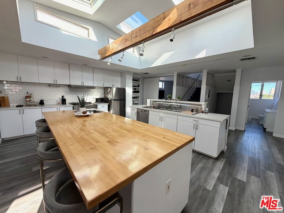 46 Rose Avenue Property Photo 23