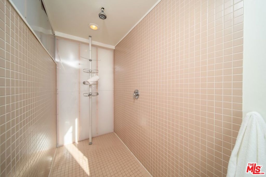 46 Rose Avenue Property Photo 38