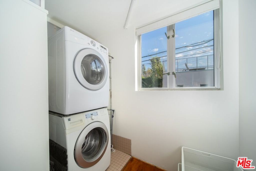46 Rose Avenue Property Photo 40