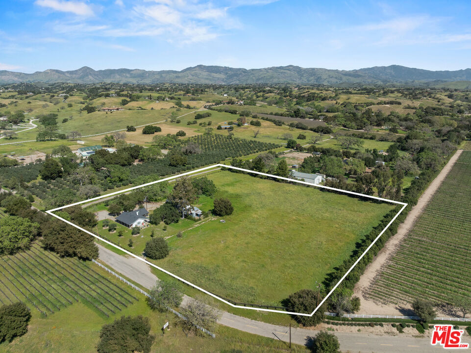 2380 N Refugio Road Property Photo 22