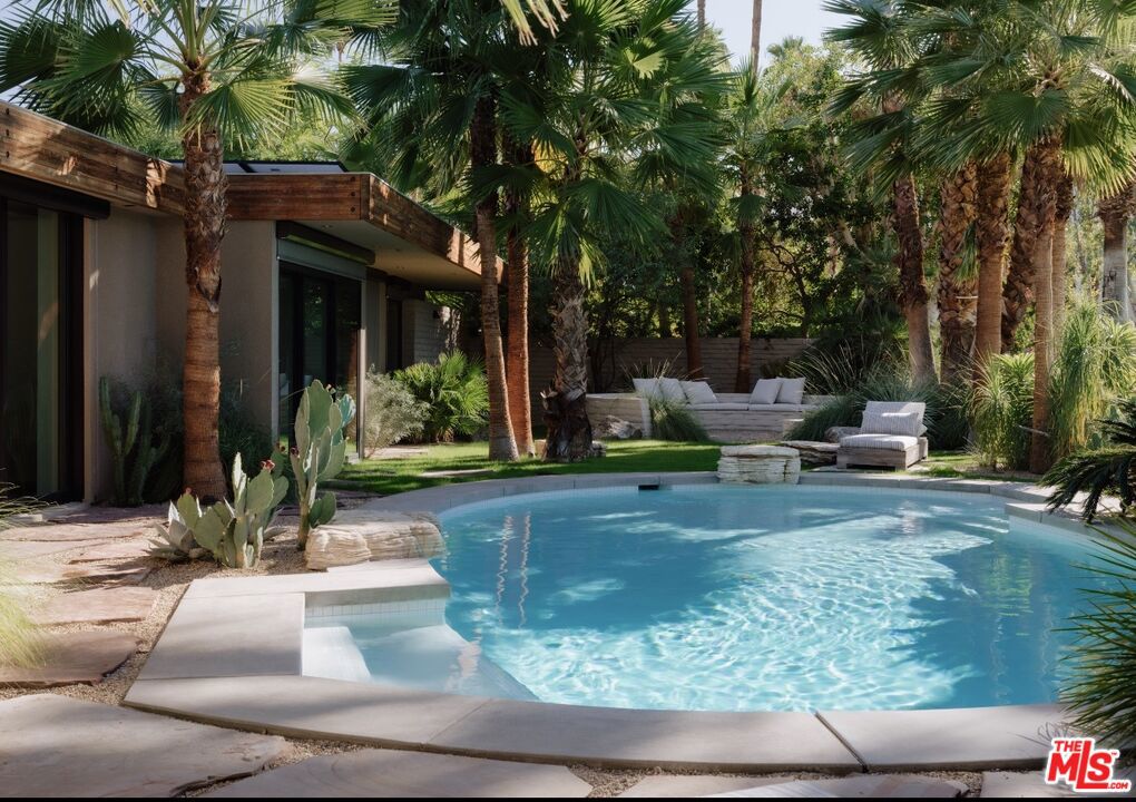 40281 Sand Dune Road Property Photo 1