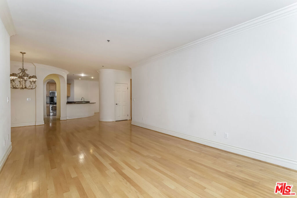 10364 Almayo Avenue 103 Property Photo 21