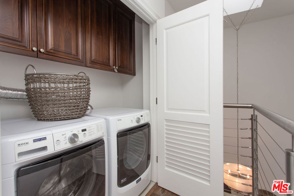 907 S Shenandoah Street 302 Property Photo 15