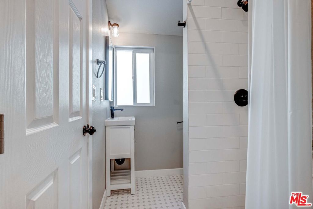 146 Witmer Street Property Photo 34