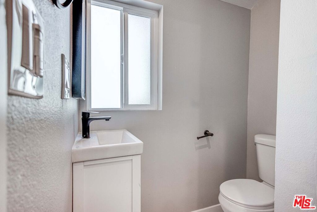 146 Witmer Street Property Photo 35