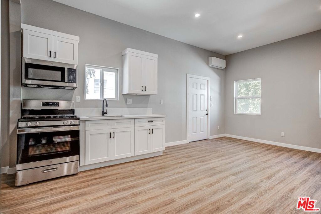 146 Witmer Street Property Photo 38