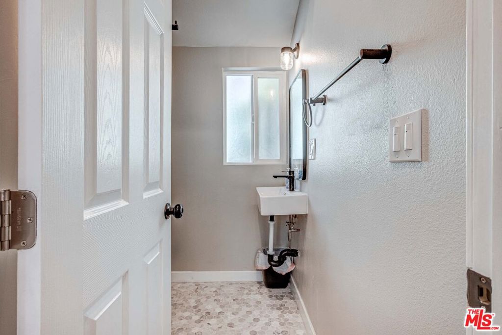 146 Witmer Street Property Photo 45