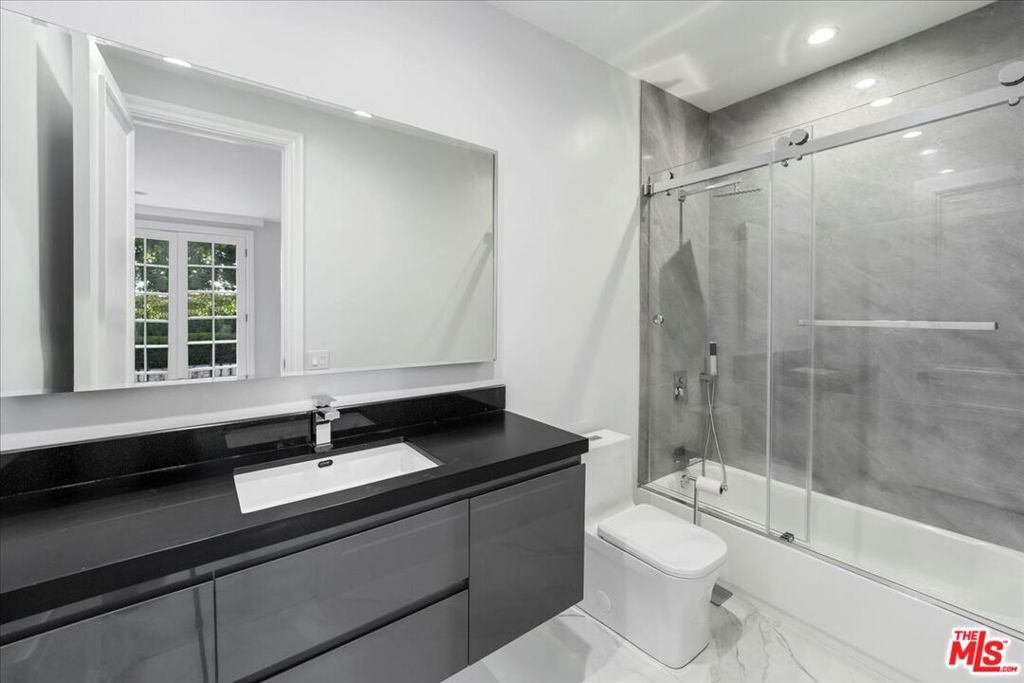 801 N Alta Drive Property Photo 18
