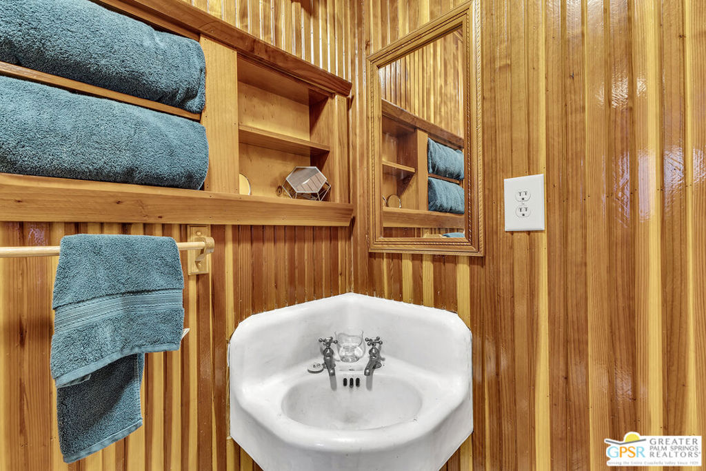 54865 Strong Drive Property Photo 11