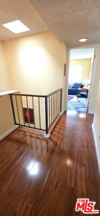 17707 Magnolia Boulevard Property Photo 15
