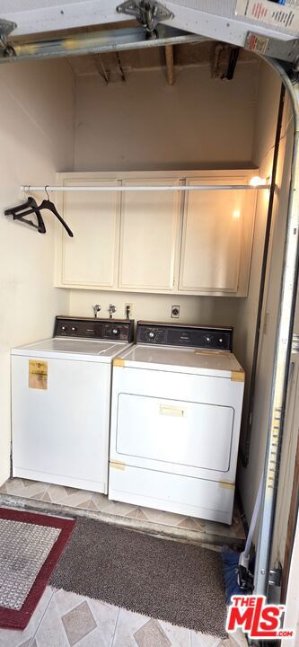 17707 Magnolia Boulevard Property Photo 33