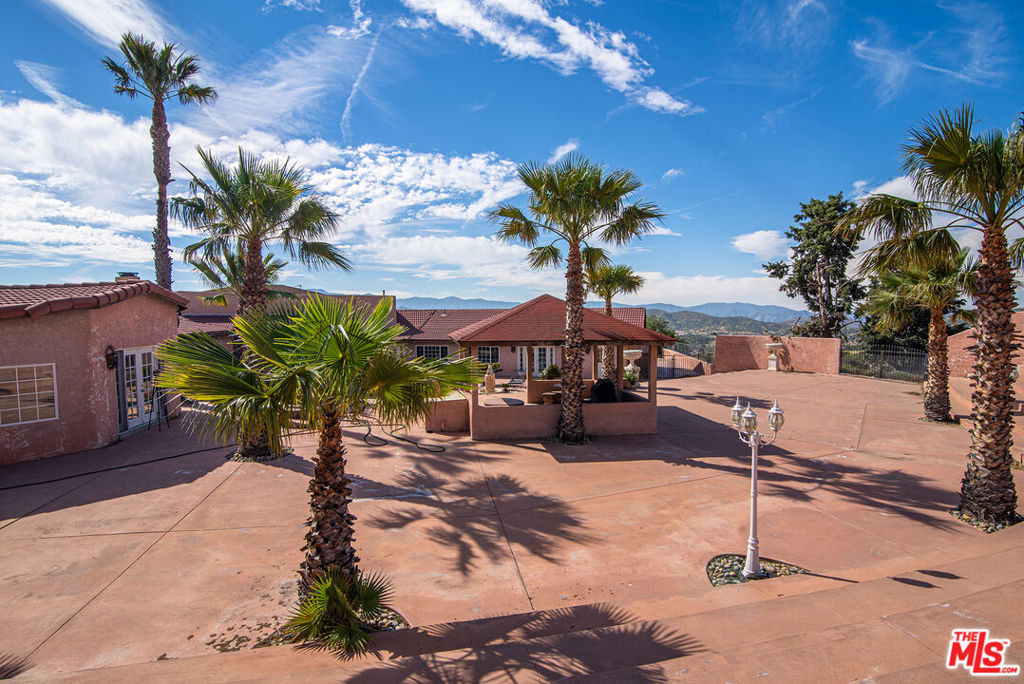 35931 Via Famero Drive Property Photo 18