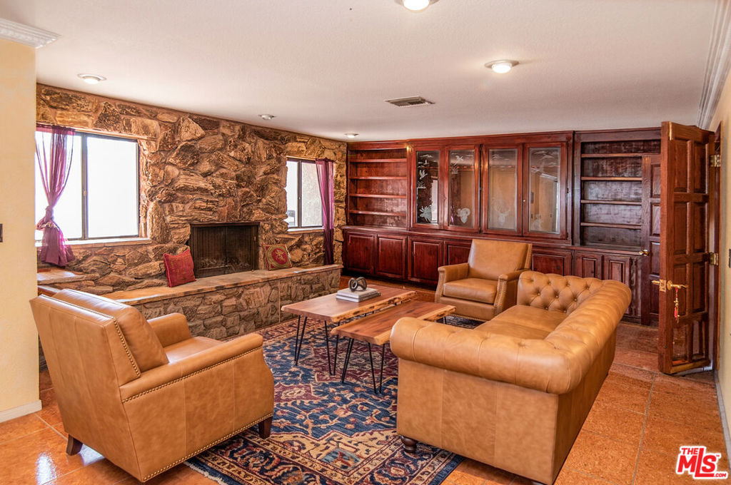 35931 Via Famero Drive Property Photo 30