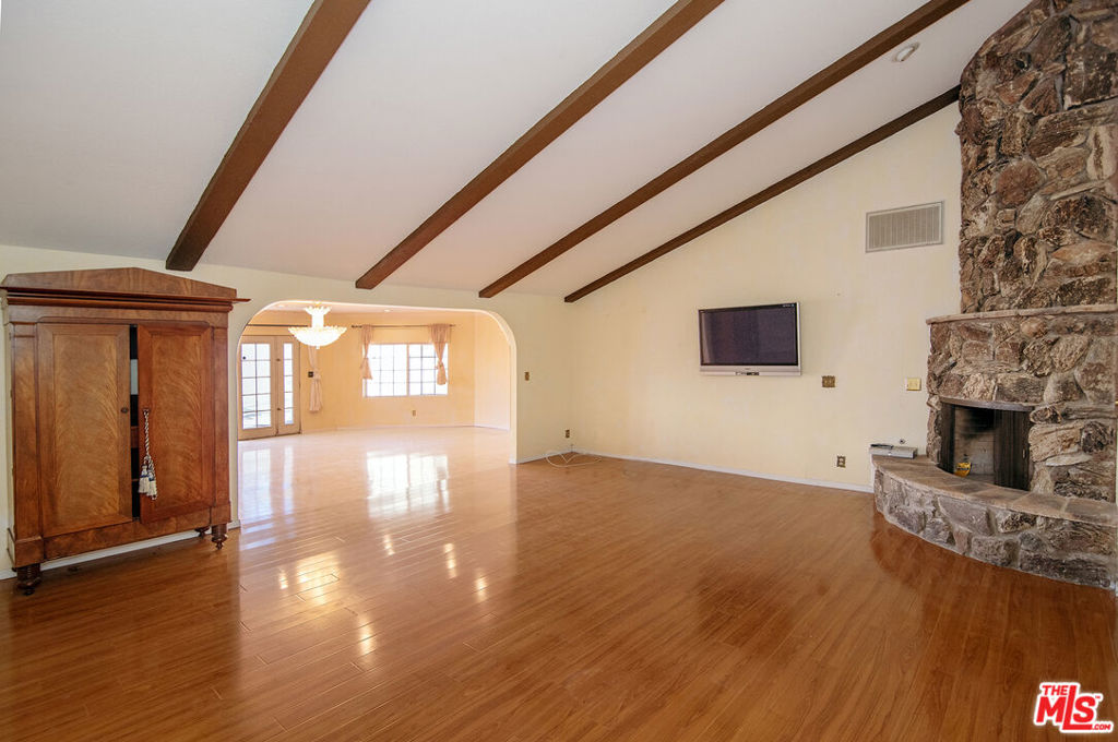 35931 Via Famero Drive Property Photo 32