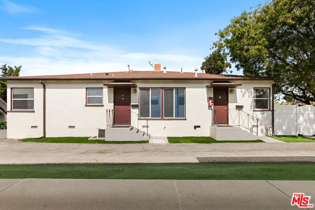 2302 32nd Street Property Photo 2