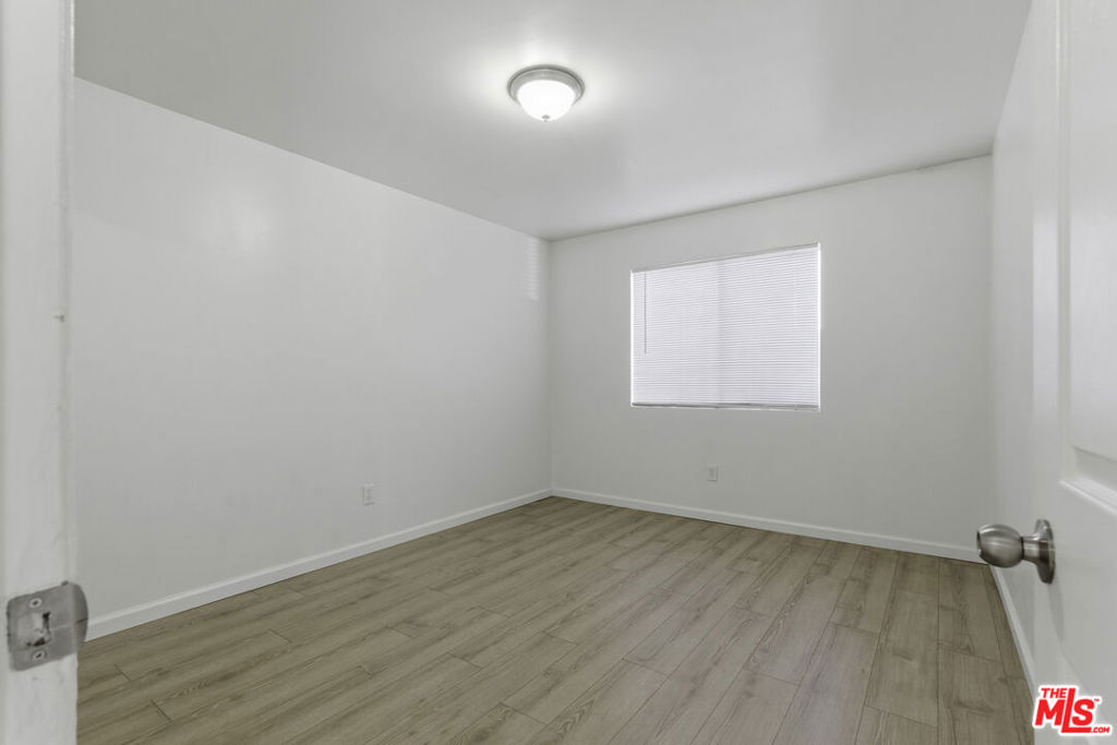 330 Roberts Lane Property Photo 15
