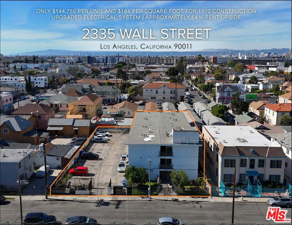 2335 Wall Street Property Photo 1
