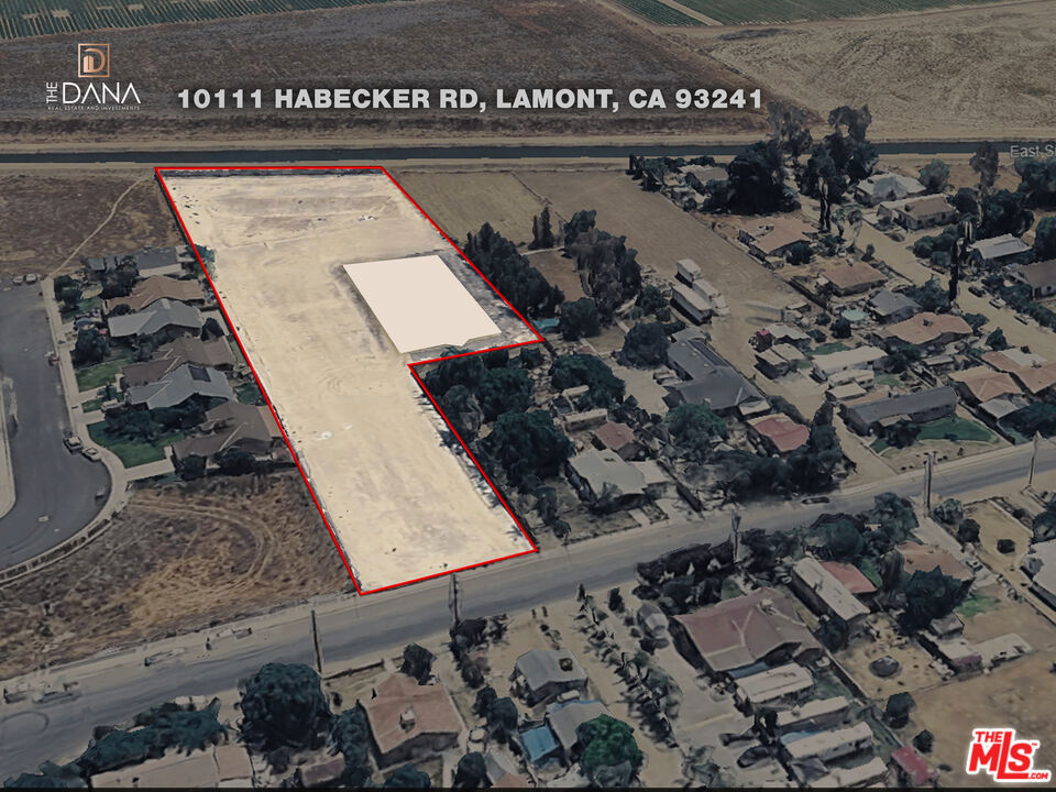 10111 Habecker Road Property Photo 1