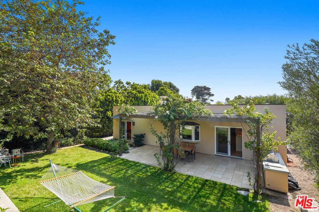 31777 Broad Beach Road Property Photo 1