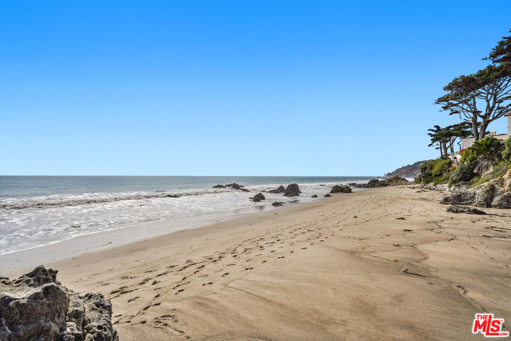 31777 Broad Beach Road Property Photo 4