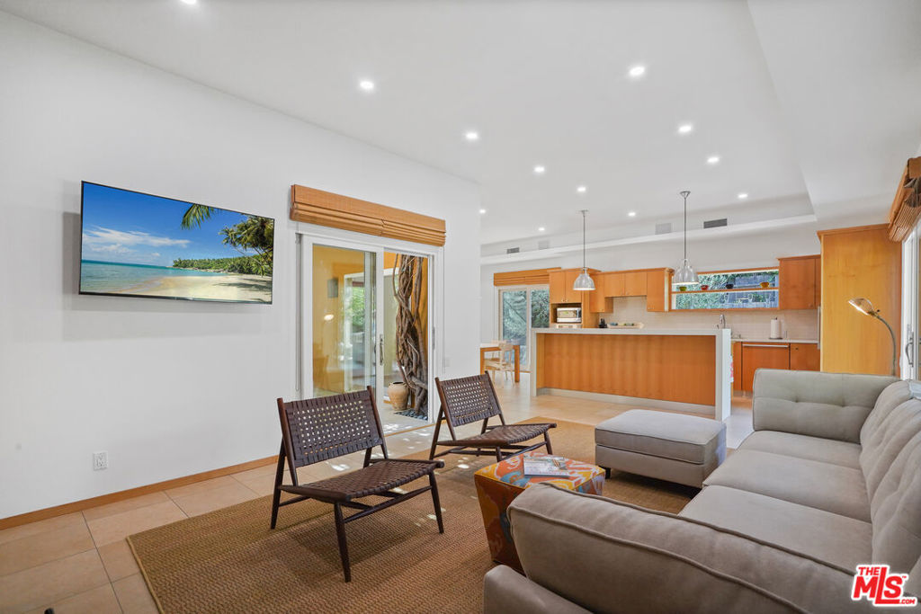 31777 Broad Beach Road Property Photo 8