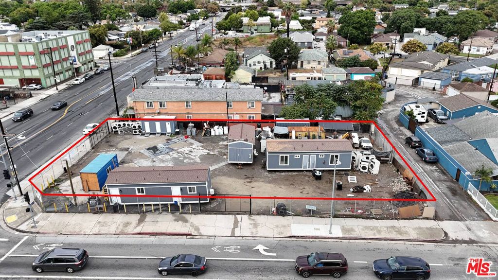 11936 S Central Avenue Property Photo 1
