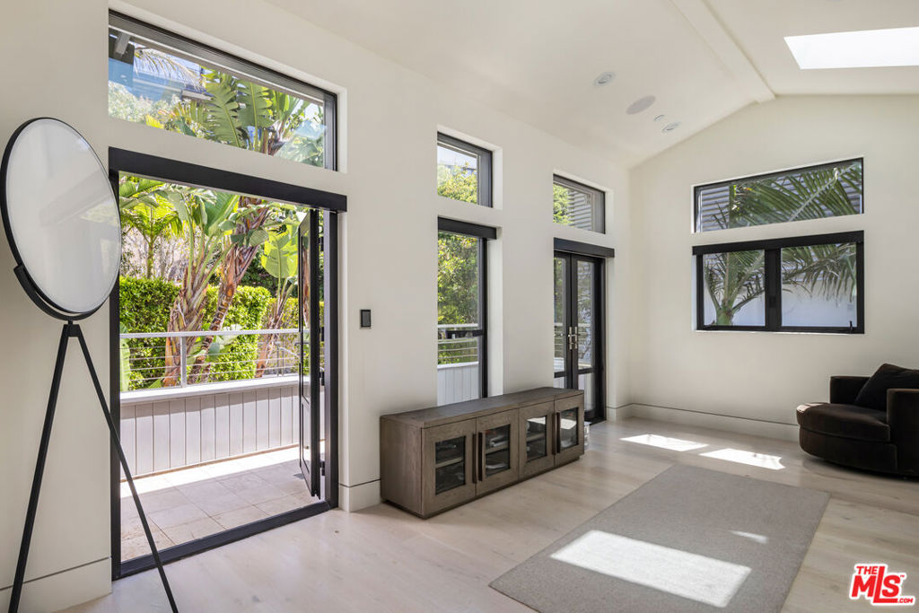 31504 Victoria Point Road Property Photo 17