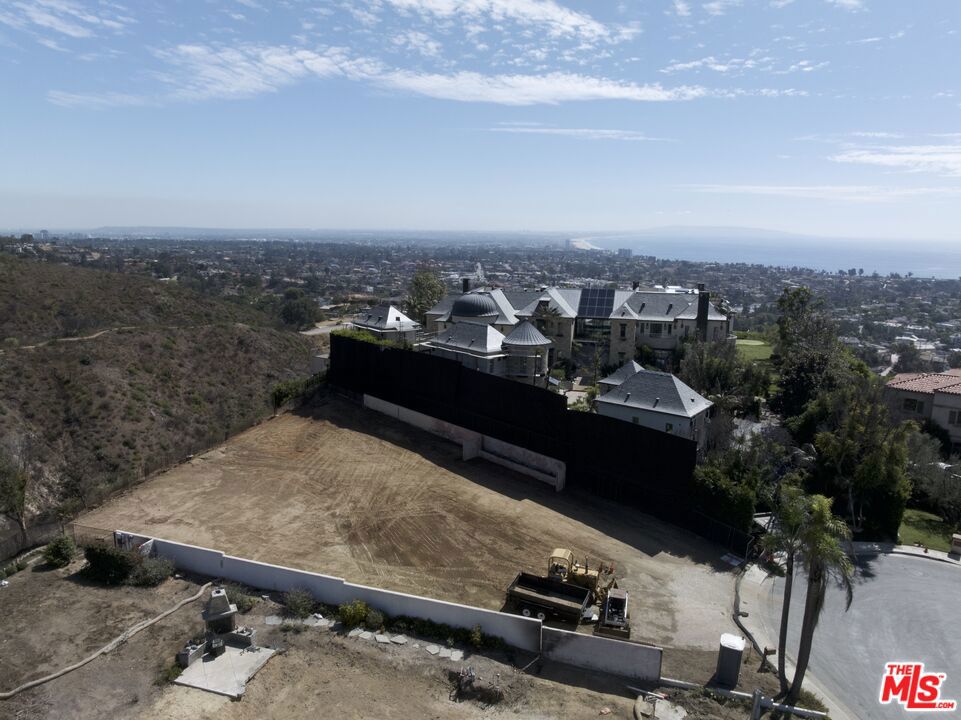 1475 Via Cresta Property Photo 13