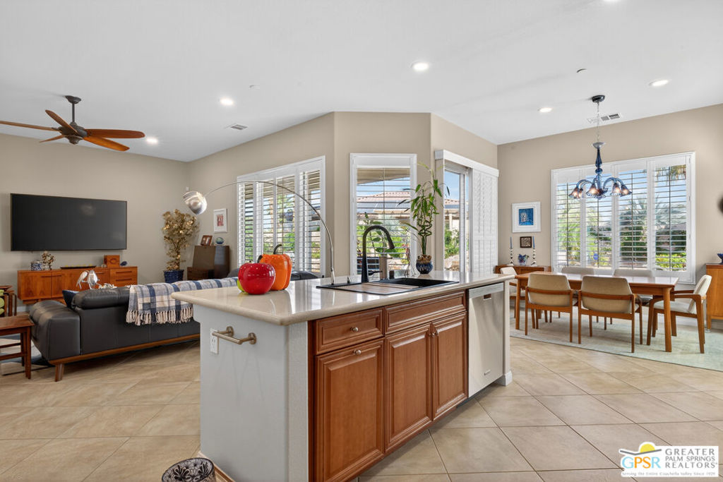 38811 Camino Buendia Property Photo 11