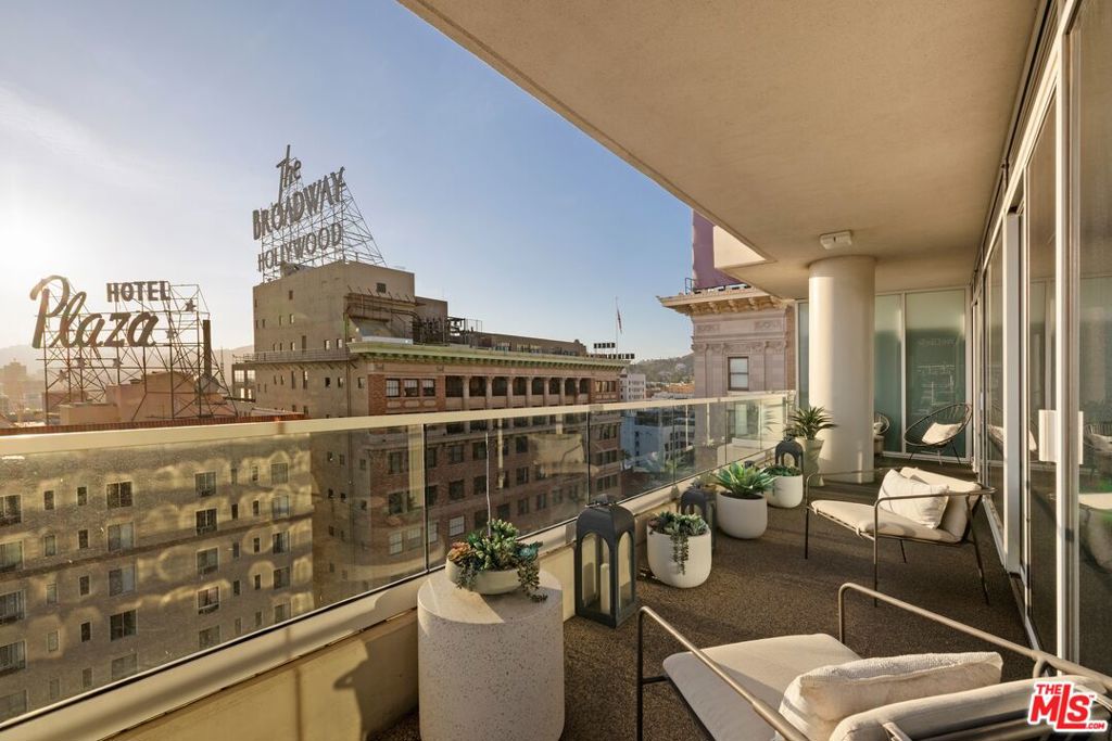6250 Hollywood Boulevard 14h Property Photo 10