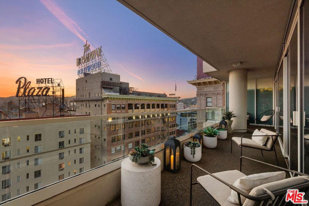 6250 Hollywood Boulevard 14h Property Photo 11