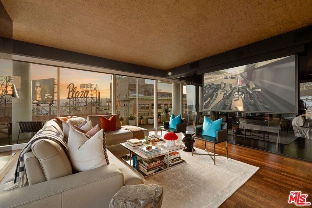 6250 Hollywood Boulevard 14h Property Photo 13