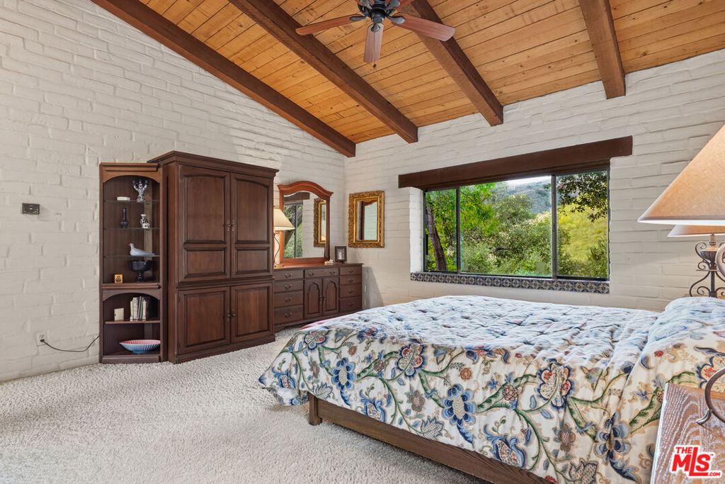 2160 Rambling Oaks Road Property Photo 27