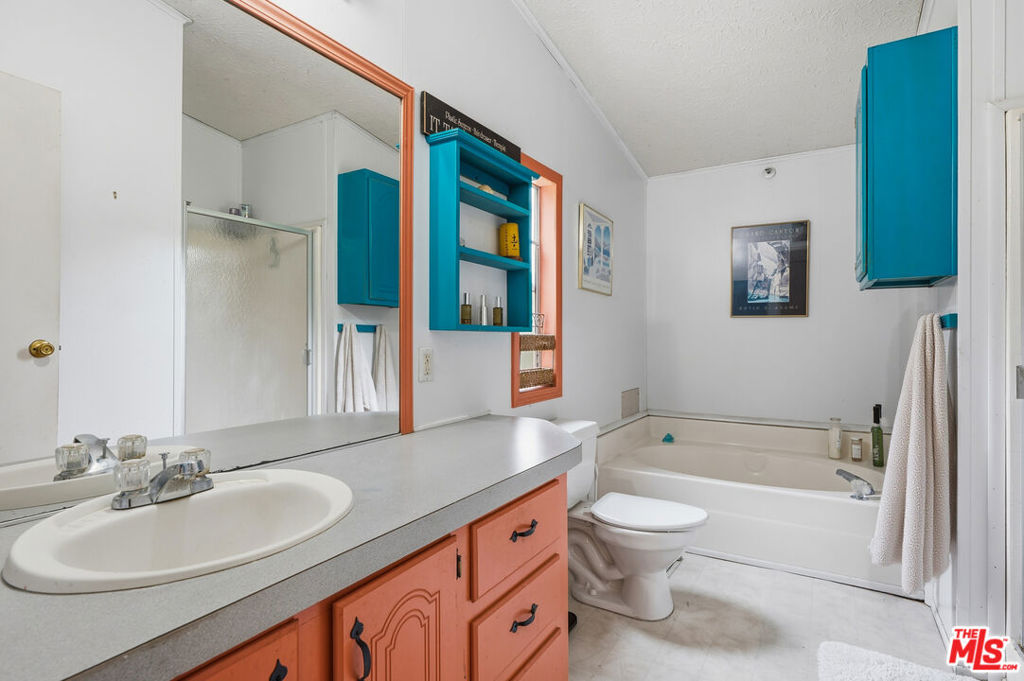 2160 Rambling Oaks Road Property Photo 56