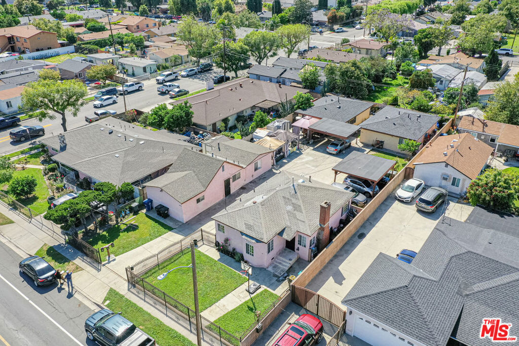 6631 El Selinda Avenue Property Photo 1